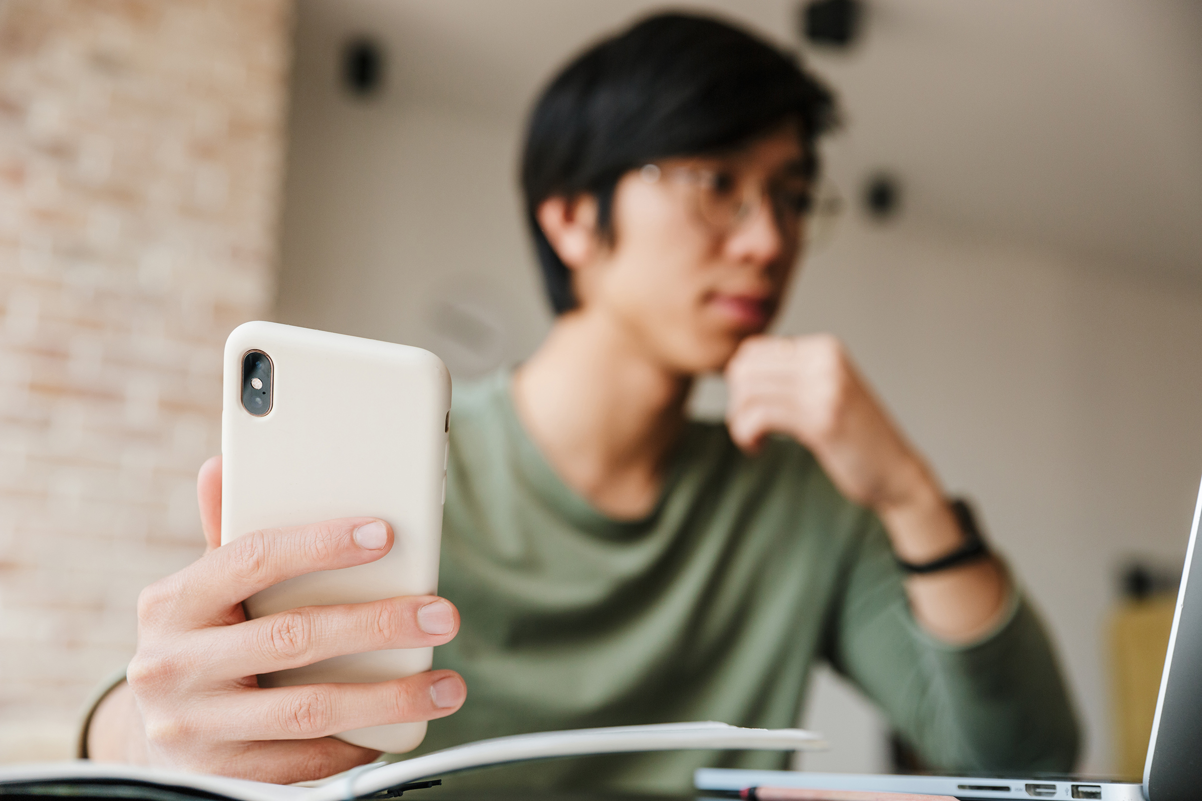 Will iOS 26 Make Customers Miss Your Messages? How to Stay Visible